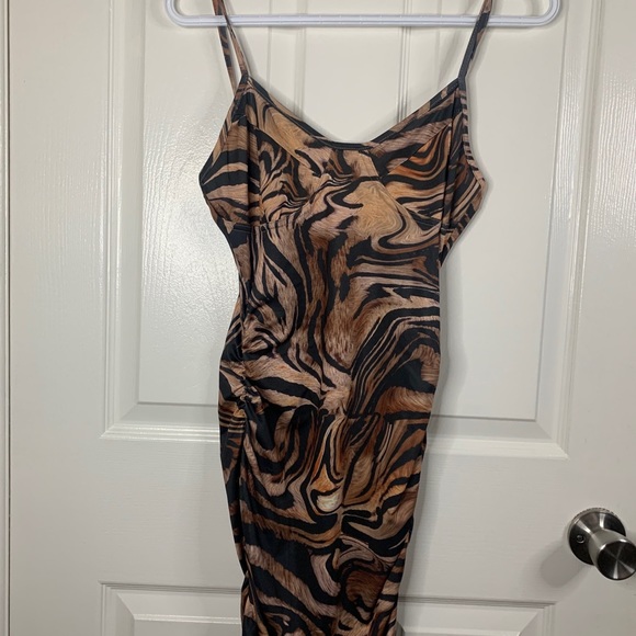Animal print dress - Picture 5 of 6